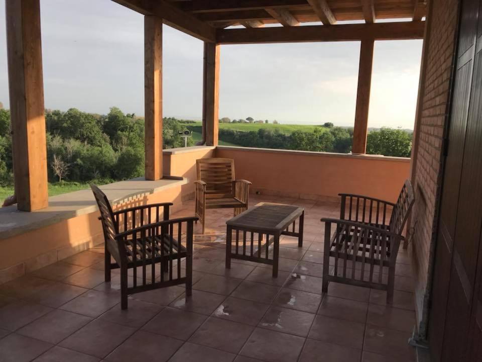 The Bell Tower Lodge Palidoro Exterior foto